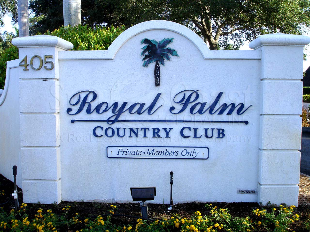 ROYAL PALM COUNTRY CLUB  Signage