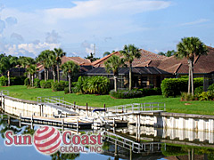 Spinner Cove waterfront homes