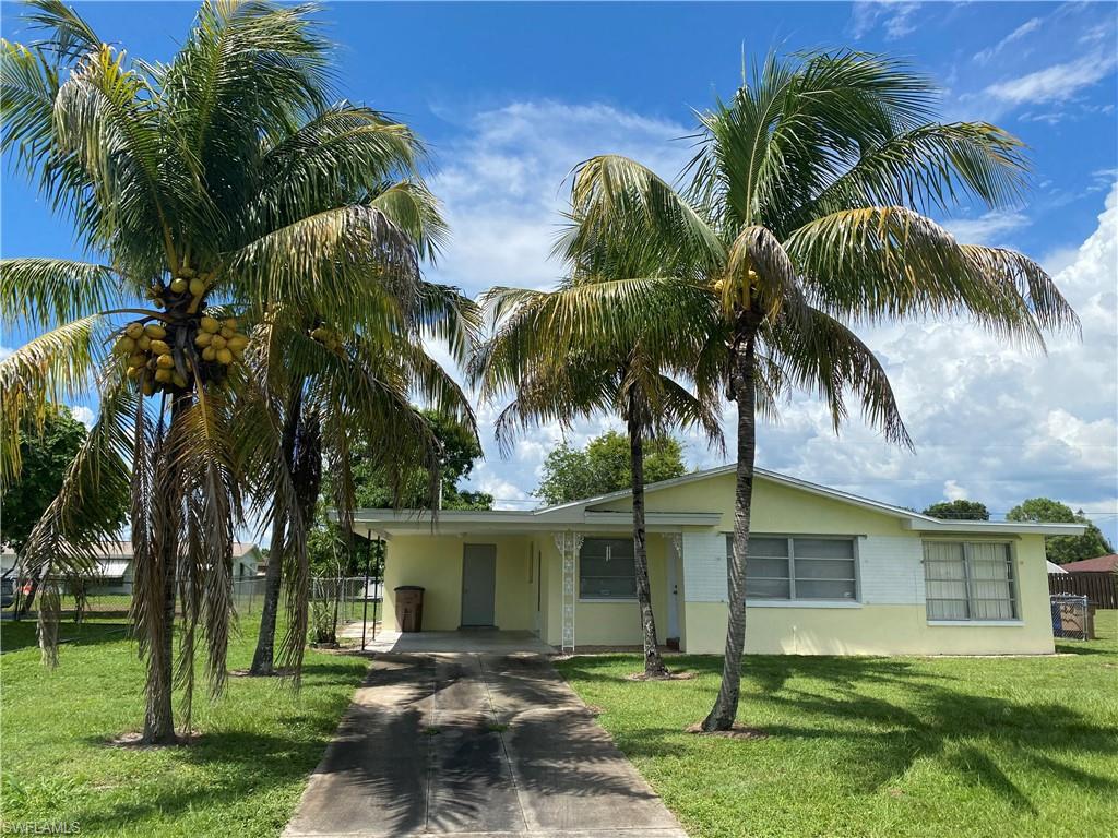 LEHIGH ACRES (CENTRAL) SINGLE FAMILY HOMES (NEW OR NO HOA) Real Estate