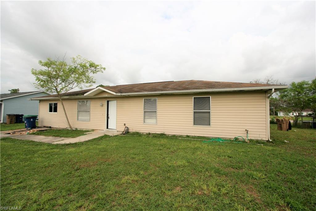 LEHIGH ACRES (CENTRAL) SINGLE FAMILY HOMES (NEW OR NO HOA) Real Estate